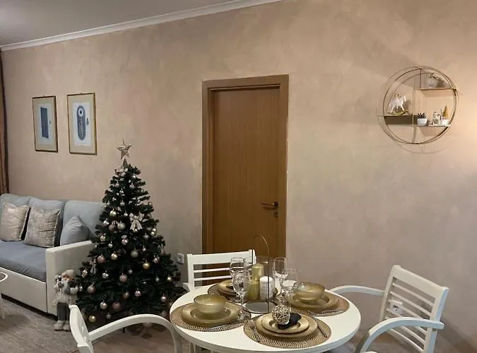 Grand Monastery Deluxe 5 B 3 Apartment